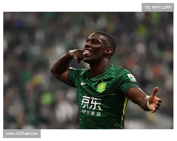 2025赛季中超收官，上海海港夺冠，法比奥金靴，纳萨里奥、克雷桑共享助攻王。